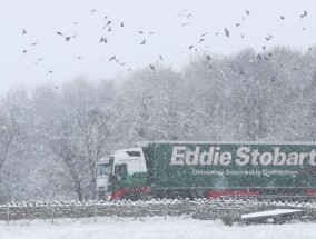 英国遭遇24厘米的暴风雪，英格兰只有“一个”地区幸免